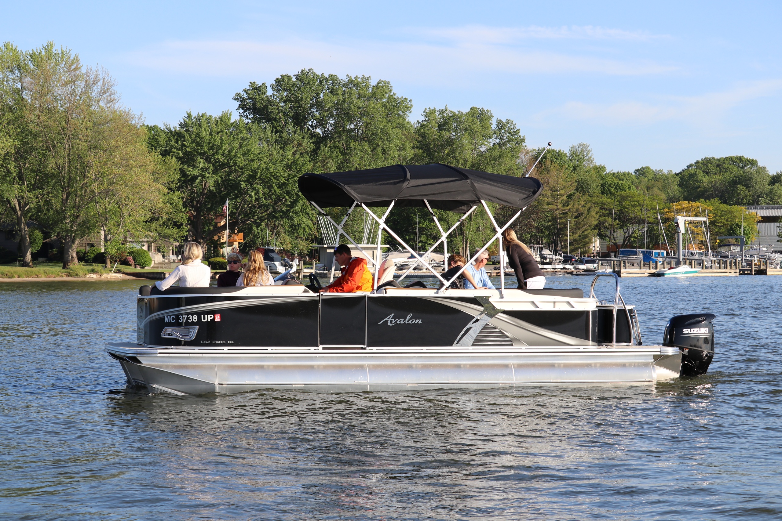 Quad Tritoon Avalon Rental - Holland, MI | Mac Adventures